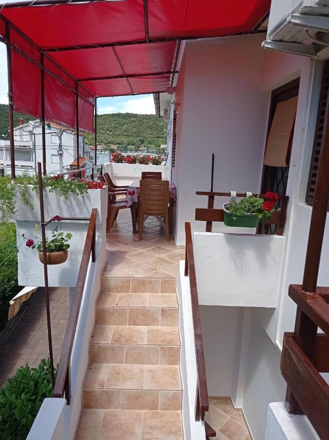 Apartment Supetarska Draga - Donja 5030A Exterior photo